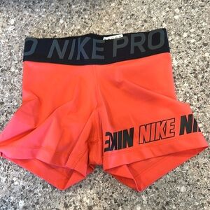 Nike pro!